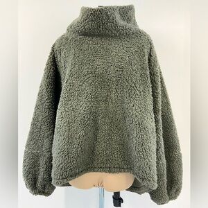Lululemon Warmth Restore Sherpa Pullover Sweater / Jacket Green - Size XL / XXL